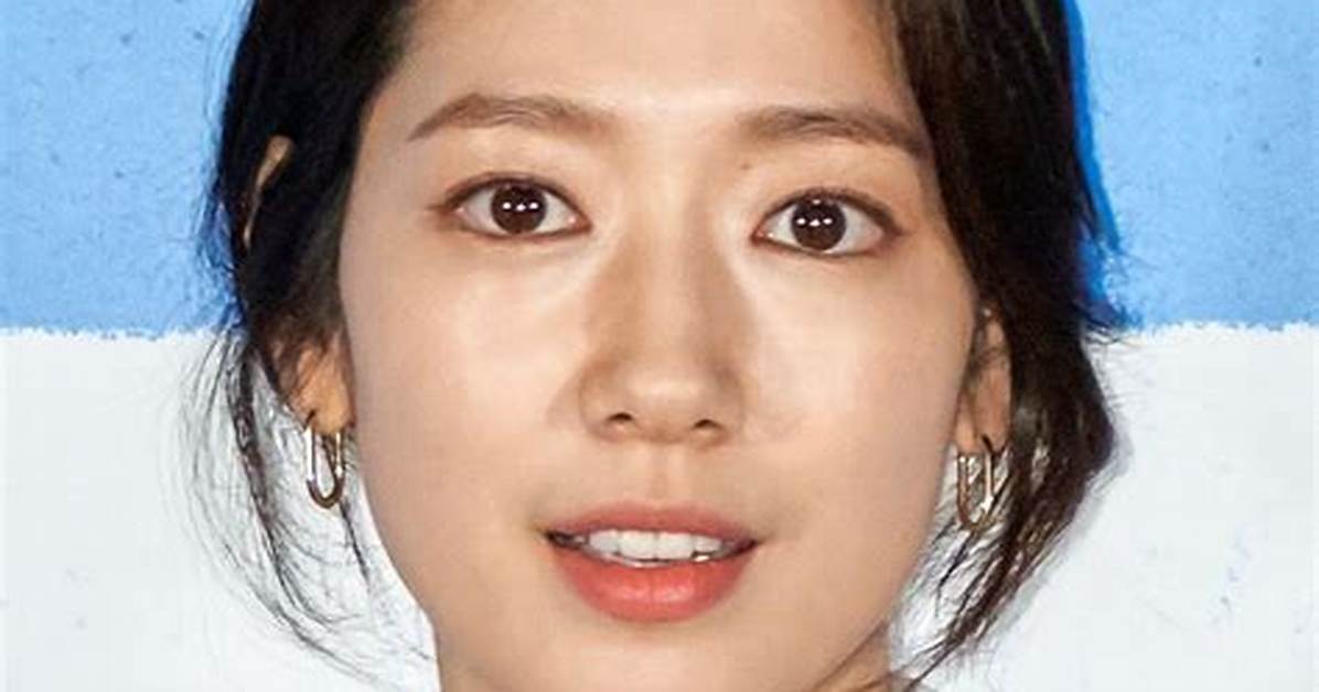 How Much Did Park Shin-Hye’s 4 Wedding Dresses Cost? the K-Drama Queen Married Choi Tae-Joon in Looks by Oscar De La Renta and Monique Lhuillier During Ott Celebrations