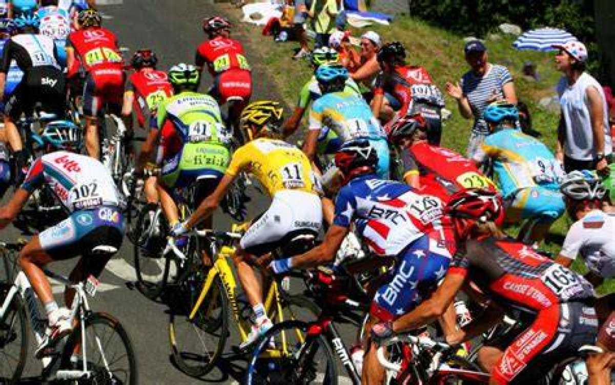 How Much Do Tour De France Riders Make?