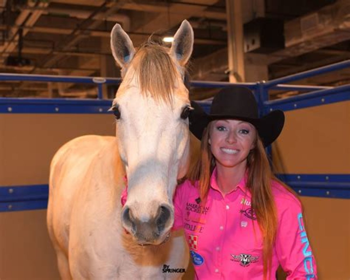 How Old Is Barrel Racer Emily Miller Age? Husband and Wikipedia Bio