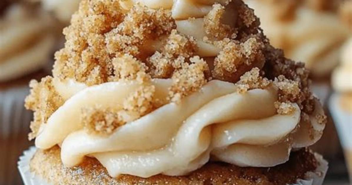 How to Make Apple Crumble Cupcakes in Jars