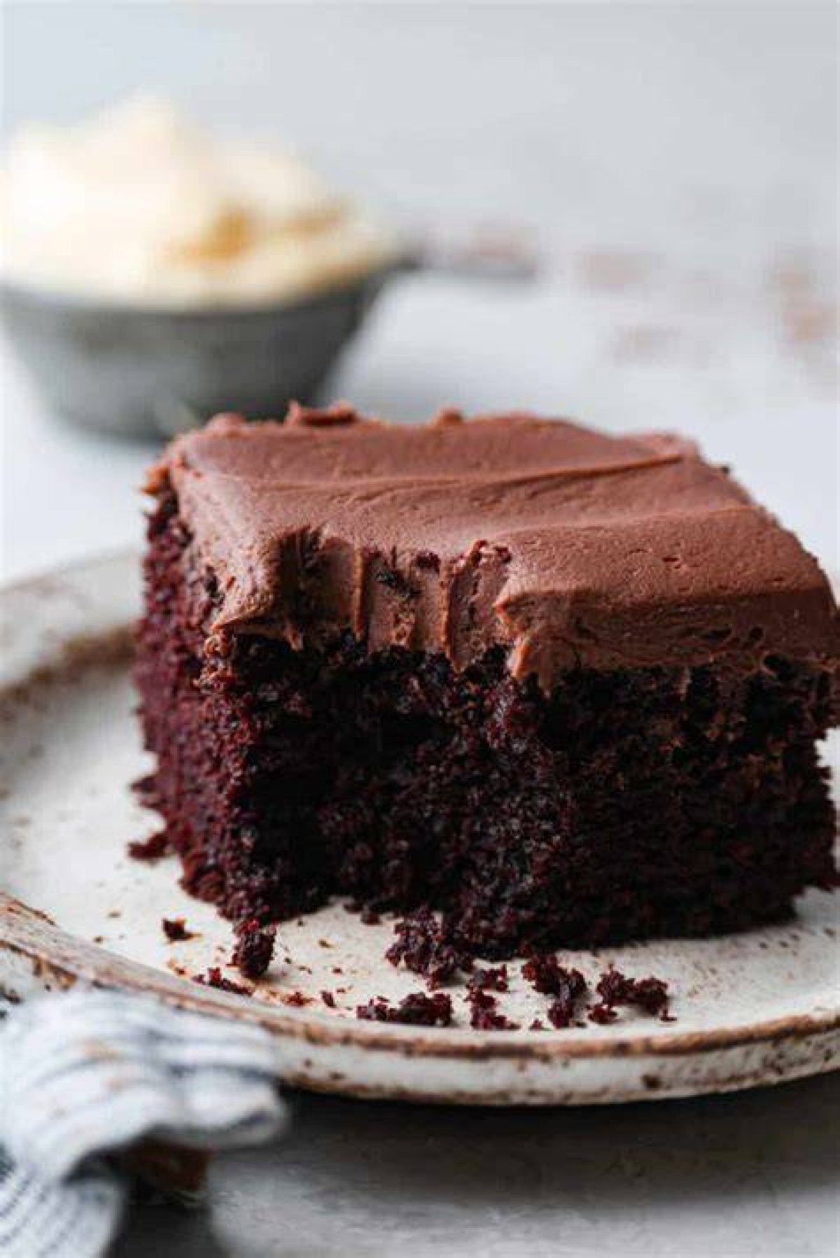 How to Make Chocolate Mayonnaise Cake