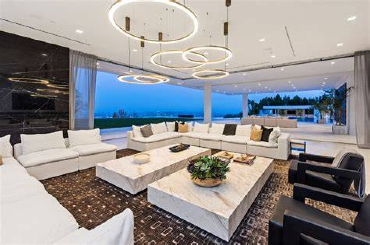 Inside the Luxury Mansions of Football’s Richest Players – Where Do Lionel Messi, Manchester United’s Cristiano Ronaldo and Psg Superstar Neymar Spend Their Time off?