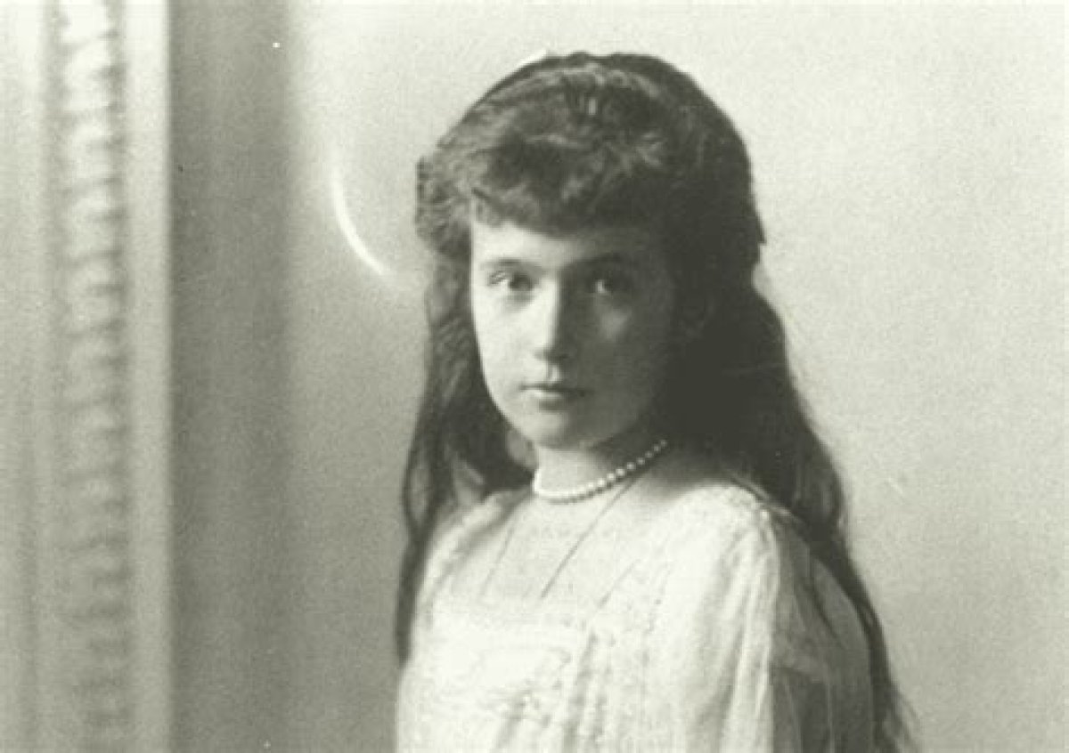 Is Anastasia Romanov the Key to Reversing the End of the World?