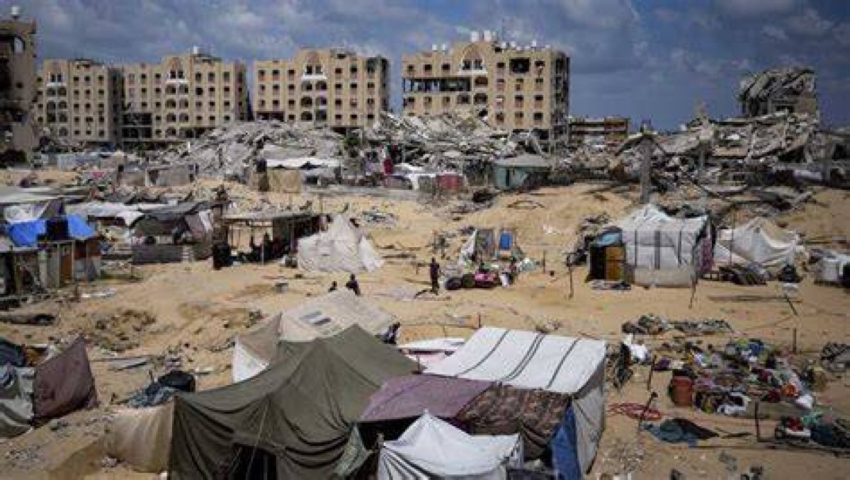 Israel Widens Evacuation Orders in Southern Gaza as Heavy Bombardment Shifts There