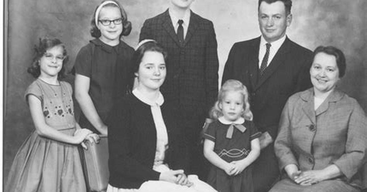 Jeannette Walls Siblings: a Portrait of Family Resilience