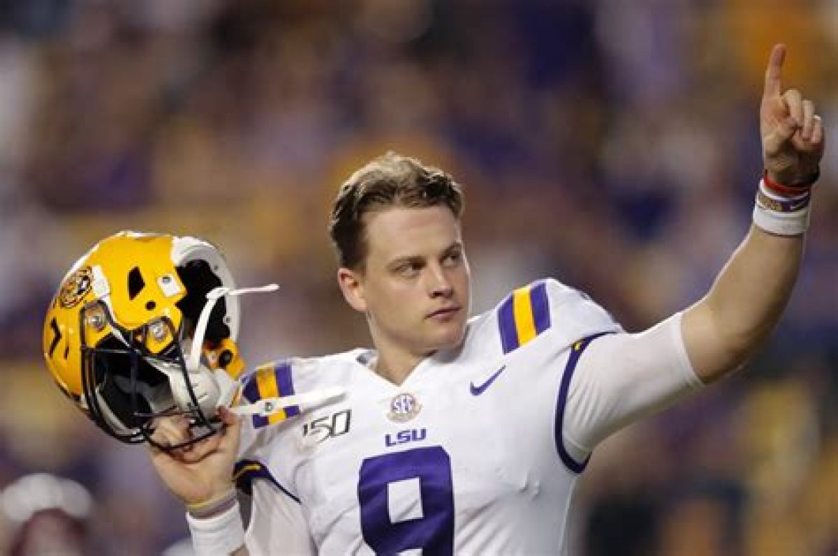 Joe Burrow Net Worth | Joe Burrow Bio Career Success Story