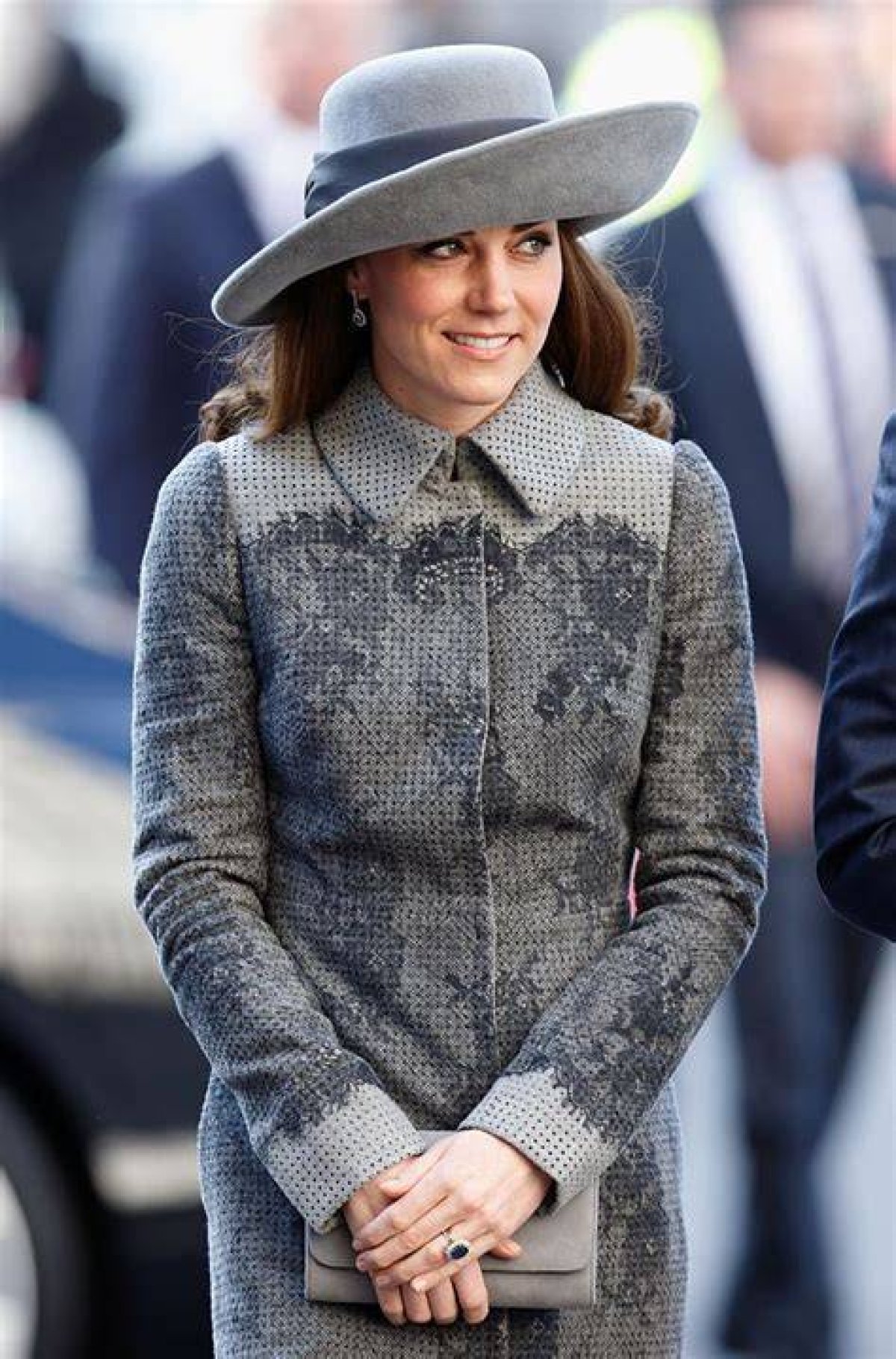 Kate Middleton-Favoured Coats, Downton Abbey-Esque Outfits: British Country Clothing Takes over Runways Amid Fashion’s Heritage Brand Revival