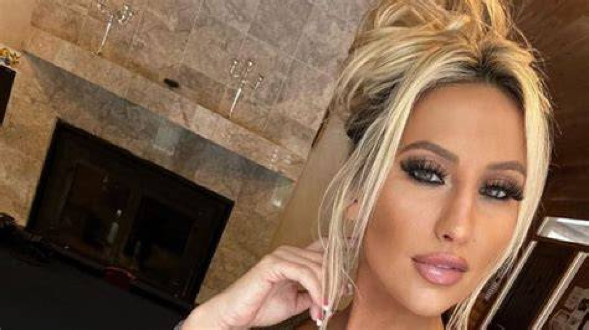 Kayla Moody: the Rising Star in the World of Modeling