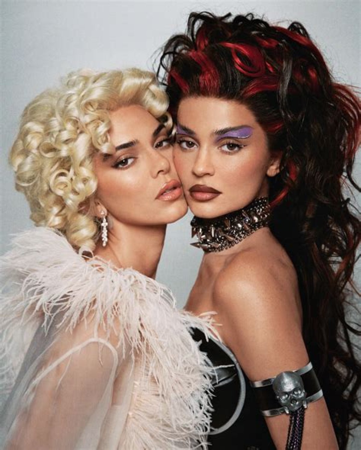Kendall and Kylie Halloween: Spooktacular Style and Celebrity Spirit