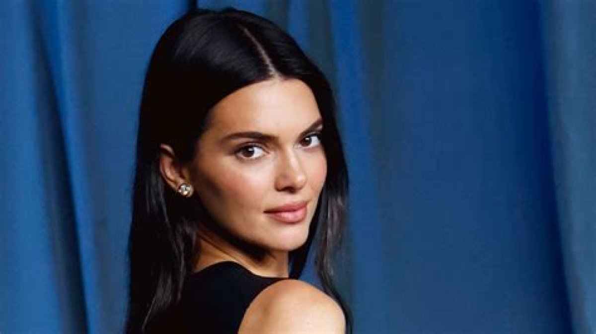 Kendall Jenner's Stunning Black Bikini Moments