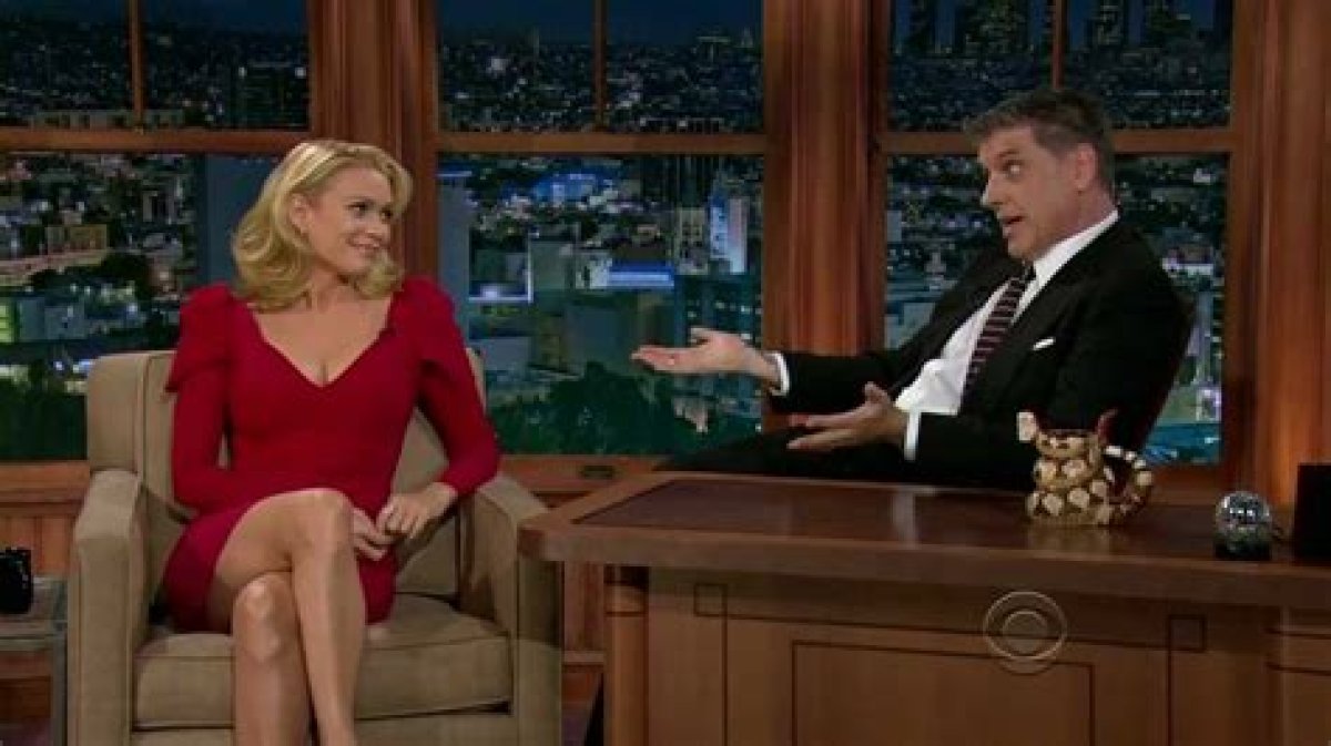 Laurie Holden Appears on Craig Ferguson Show