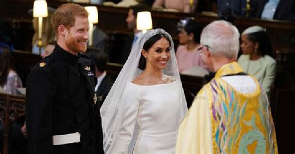'Leave Them Alone': Internet Rages as Meghan Markle's 'Suits' Co-Star Reveals Why He Made an 'Awful Face' During Royal Wedding