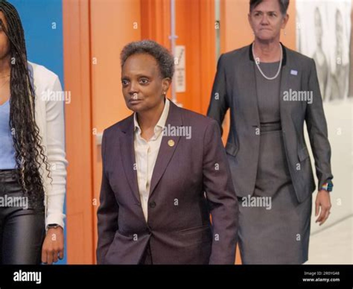 Lori Lightfoot’s Wife, Amy Eshleman Wikipedia, Height