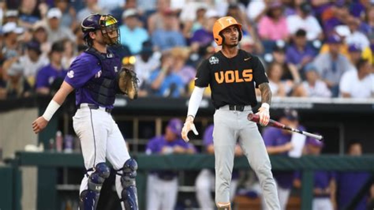 Lsu Ace Paul Skenes Dominant Against Tennessee at College World Series — College Baseball, Mlb Draft, Prospects