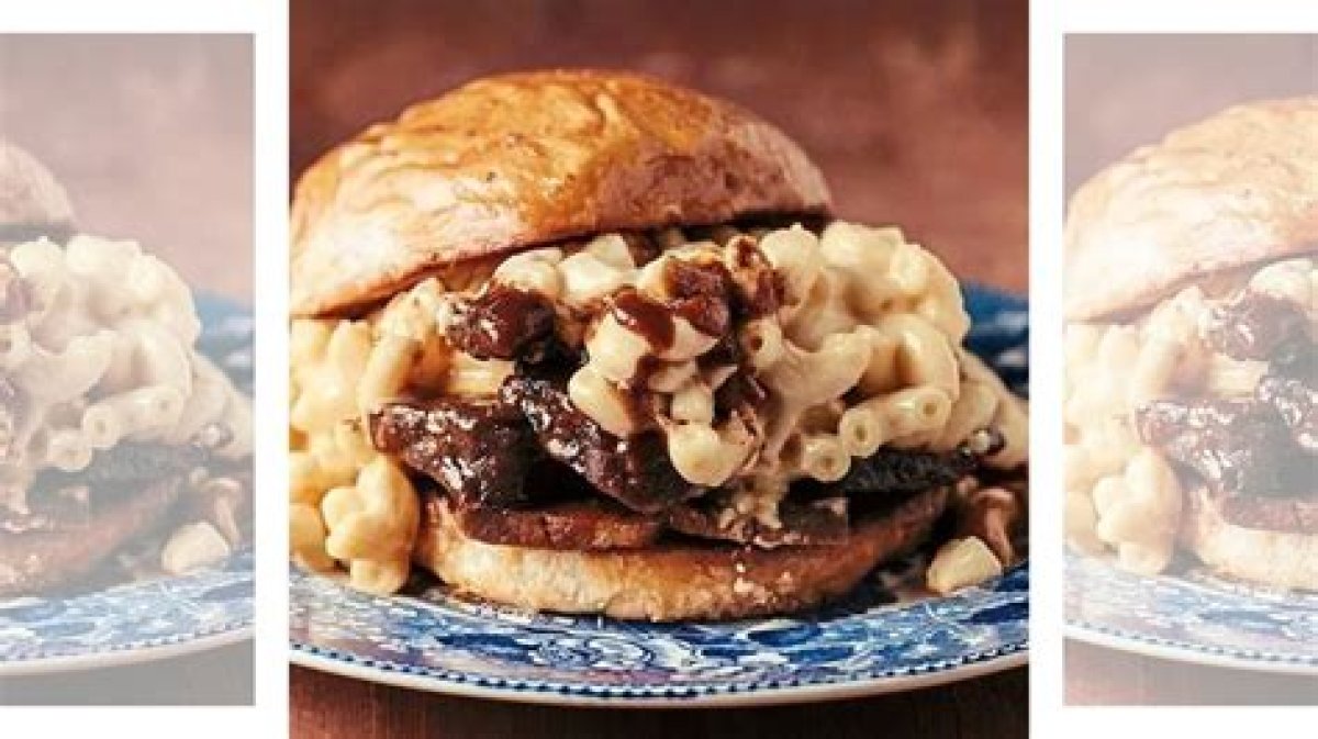 Mac ‘N’ Cheese Brisket Sandwiches Recipe