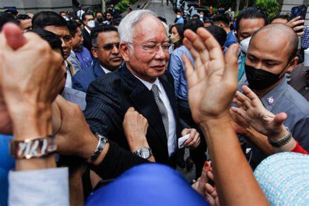 Malaysia 1Mdb Scandal: Singapore’s Central Bank Gives Lifetime Ban to Roger Ng, Ex-Goldman Sachs Banker for Role in Fraud