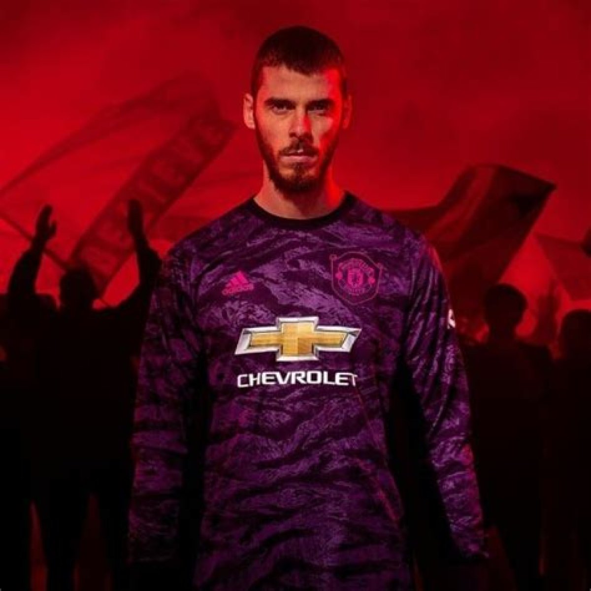 Manchester United’s New Kit Celebrating 1999 Treble Gets Colour of Goalkeeper Shirt Wrong