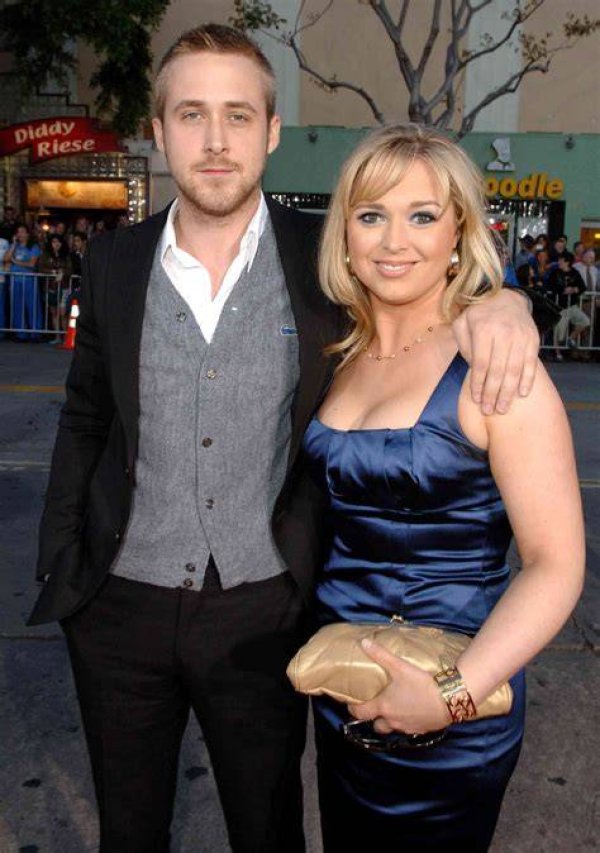 Mandi Gosling Wikipedia, Age: Meet Ryan Gosling Sister