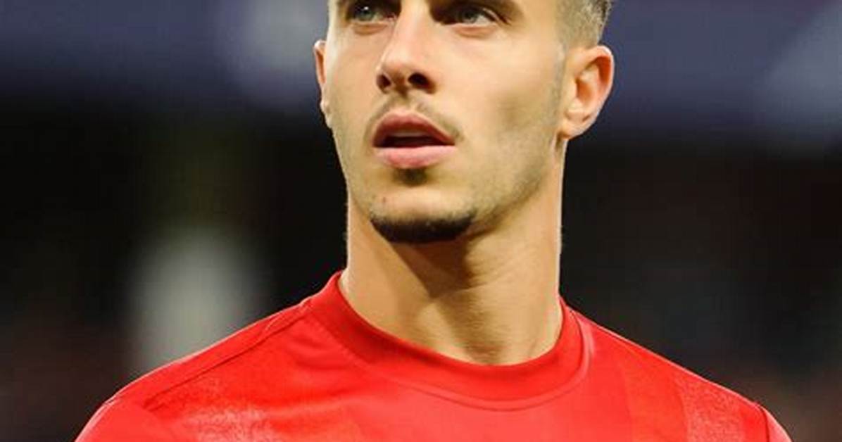 Mario Hermoso Wiki 2024 - Girlfriend, Salary, Tattoo, Cars & Houses and Net Worth