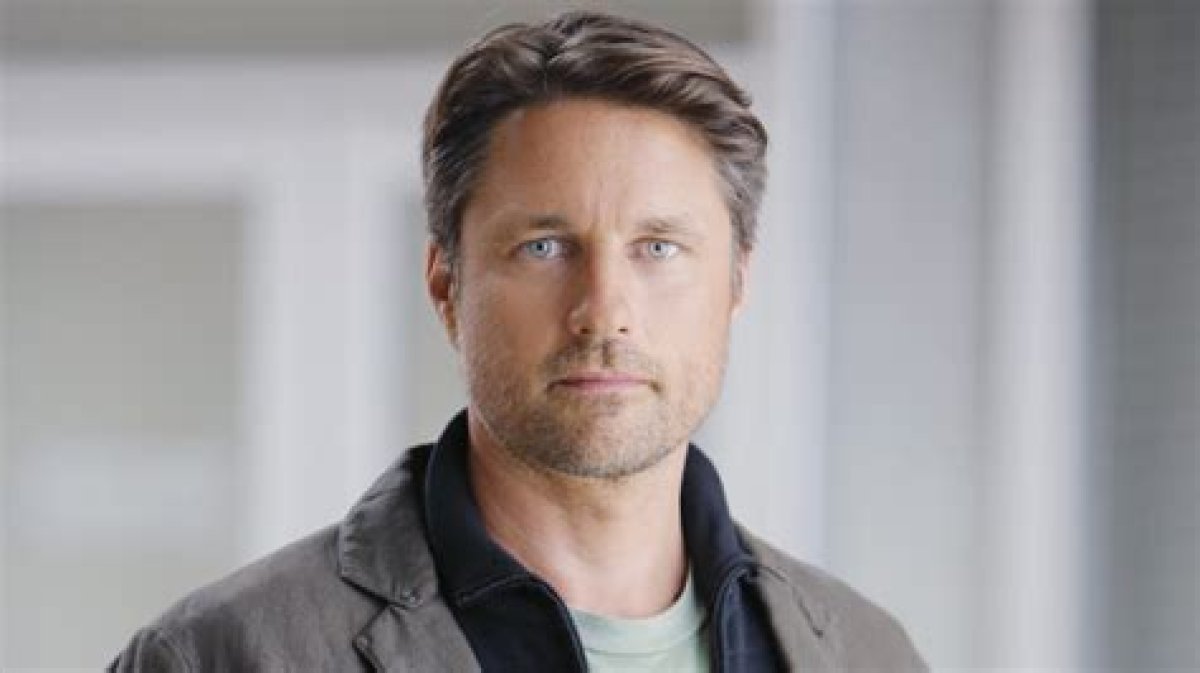 Martin Henderson Movies and Tv Shows & Why We Love Him