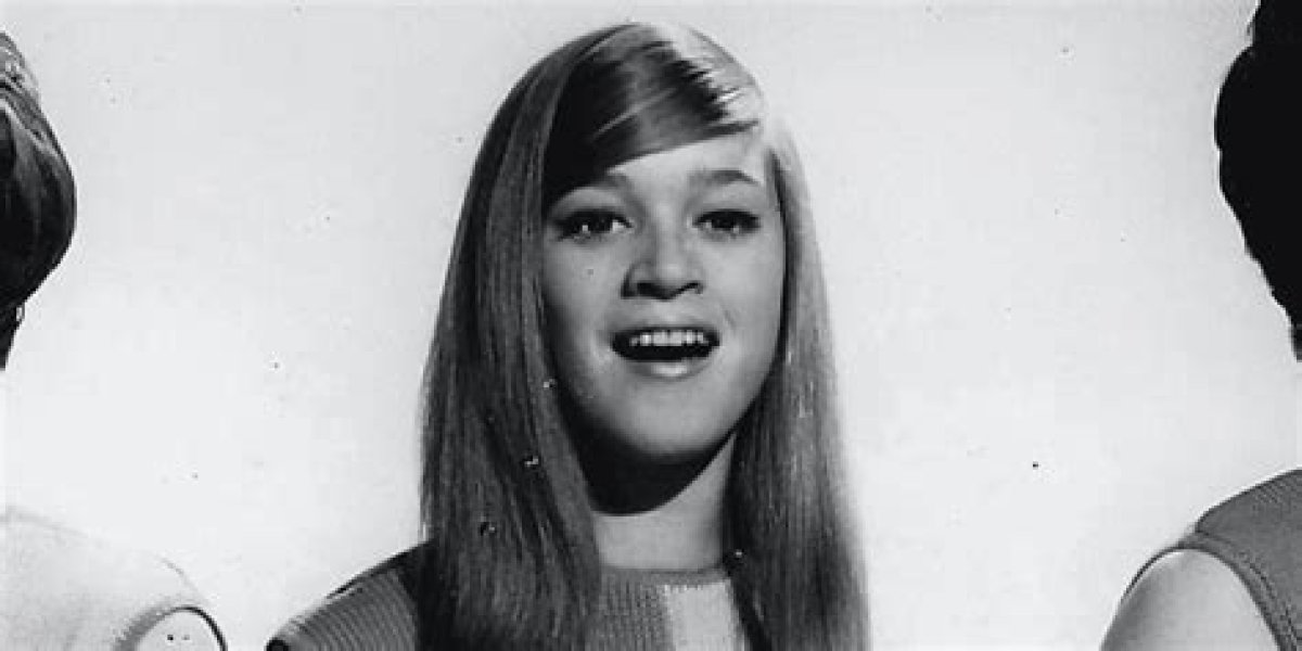 Mary Weiss, Lead Singer of 1960S Pop Group the Shangri-Las, Dies at 75