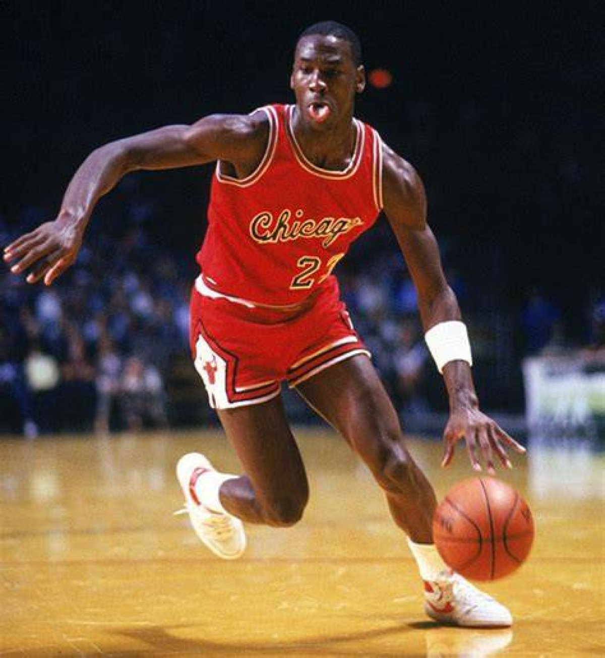 Michael Jordan’s Rookie Nike Air Ship Shoes Expected to Sell for Us$1M at Auction