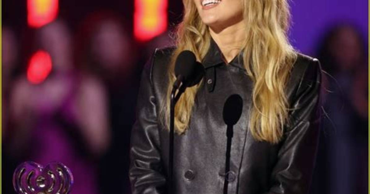 Miley Cyrus Thanks Everyone in Her Speech but Her Dad; Find out About the Duo's Rocky Relationship