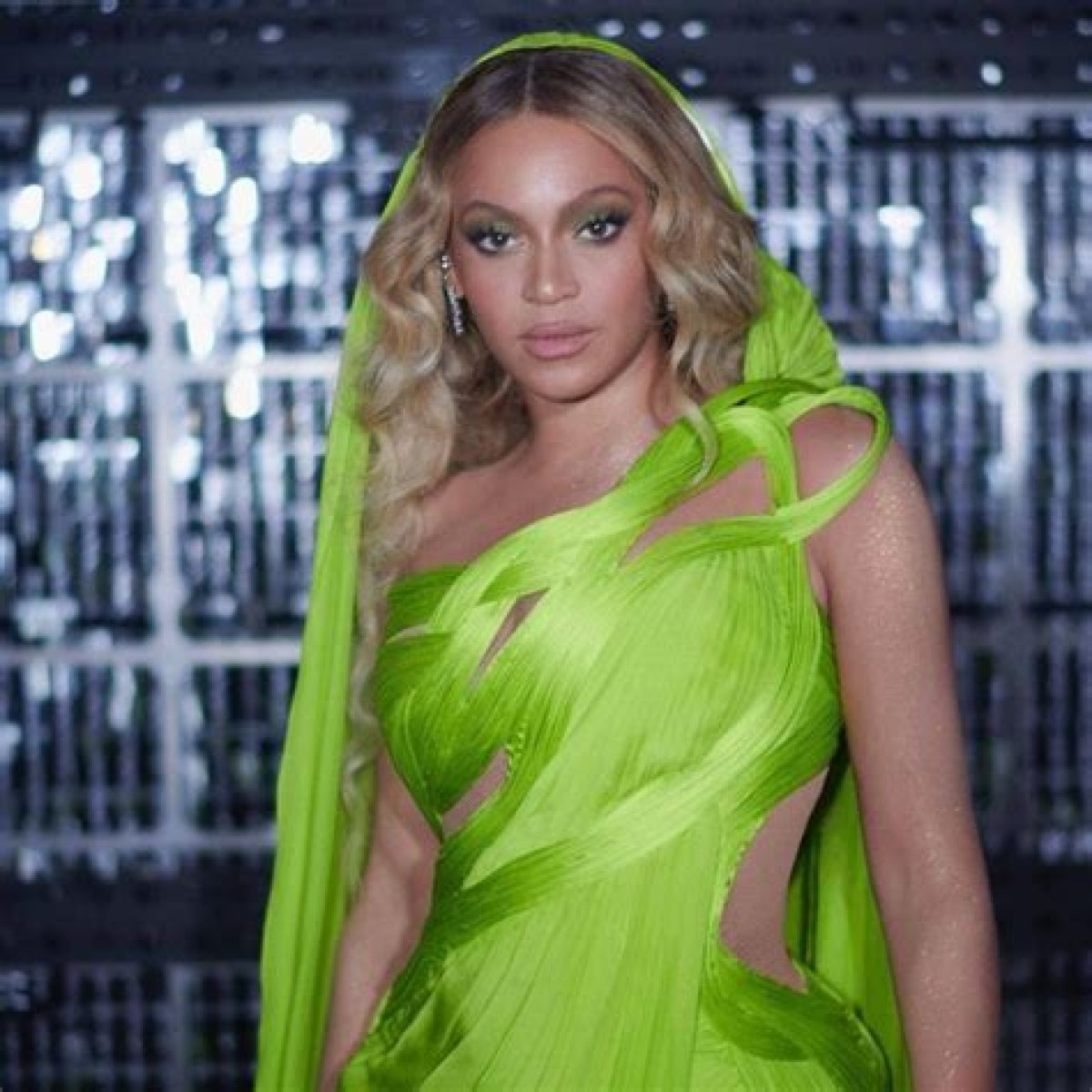 Mum to the Rescue: Tina Knowles Hits Back at Beyoncé Haters over Recent Allegations She Lightened Her Skin for Renaissance Images, Accusing Them of ‘Jealousy, Racism, Sexism and Double Standards’