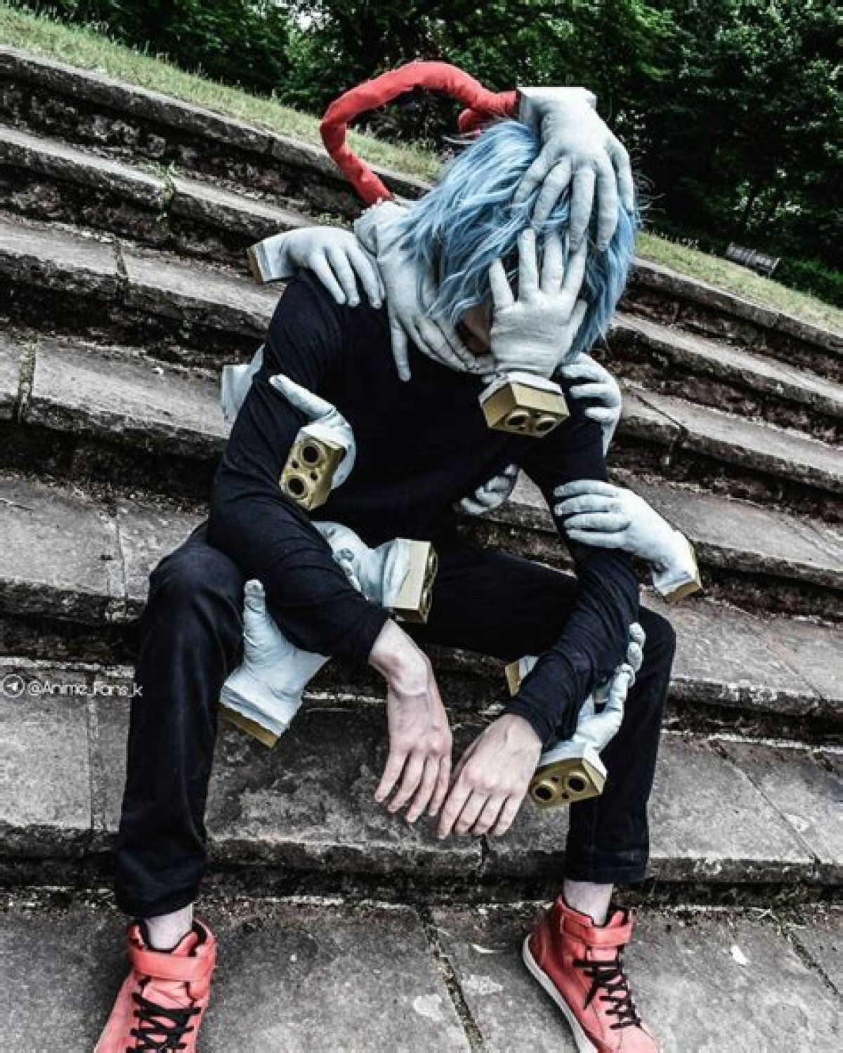 My Hero Academia Cosplay Terrifies with Shigaraki's Season 6 Evolution