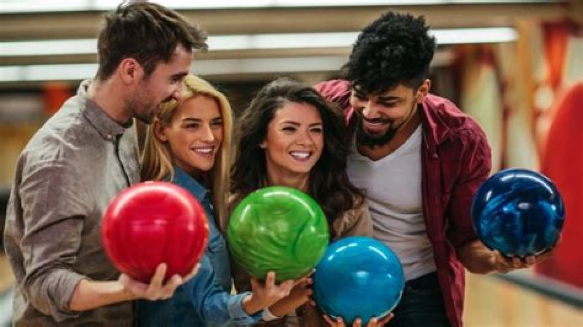 New and Exciting Party Games for Couples: Love and Laughter