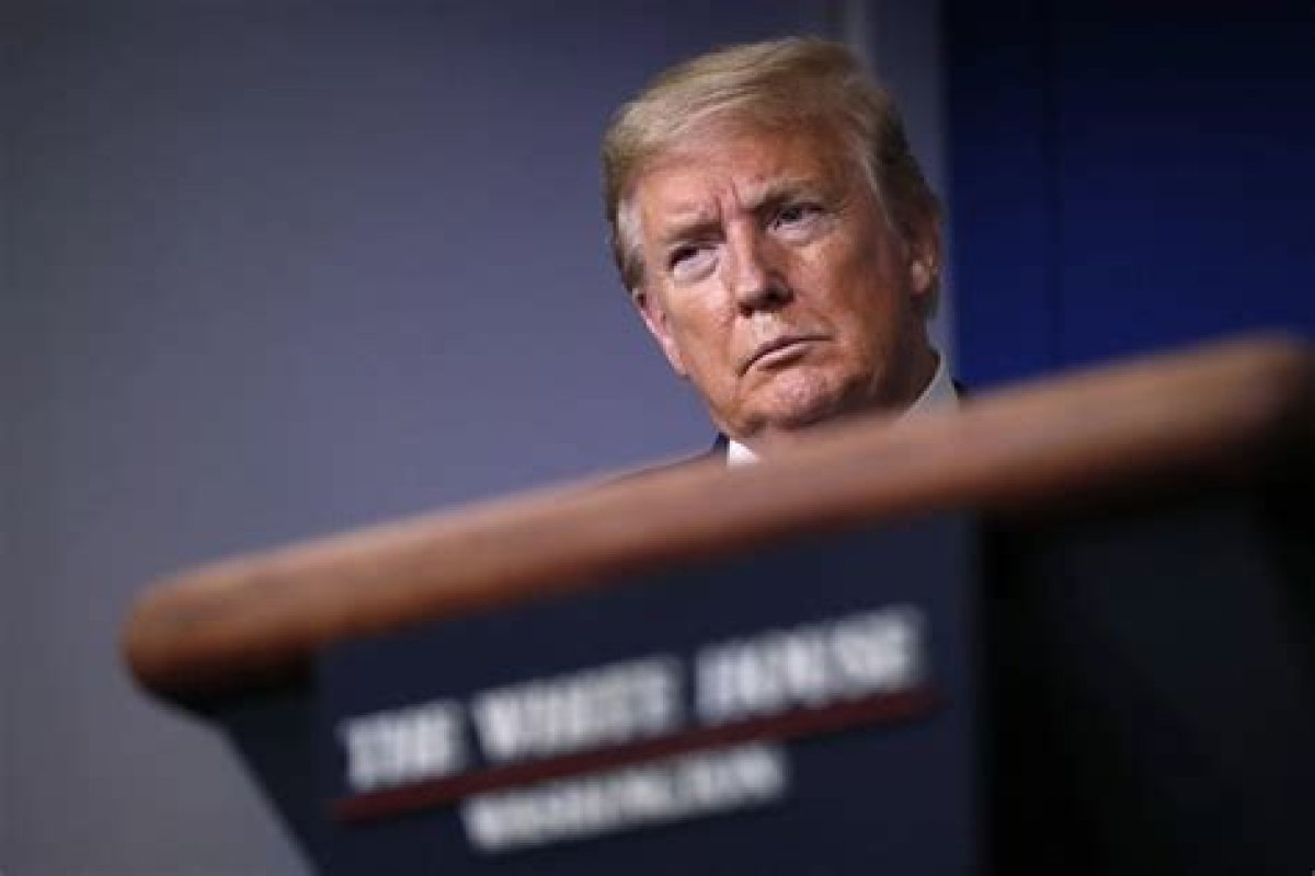 Noble Art of Sarcasm: Trump Replaces Coronavirus Briefing with Tweets