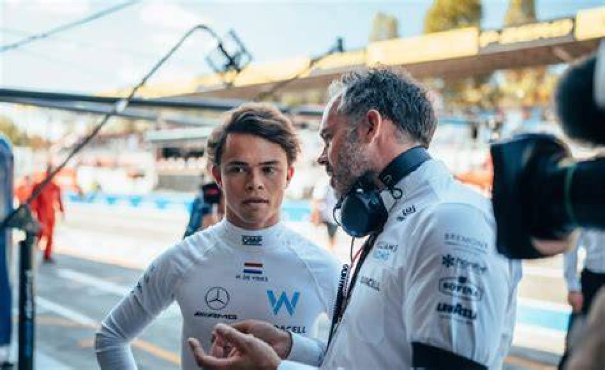 Nyck De Vries Could Drive for Red Bull or Alphatauri at an F1 Grand Prix This Season | F1