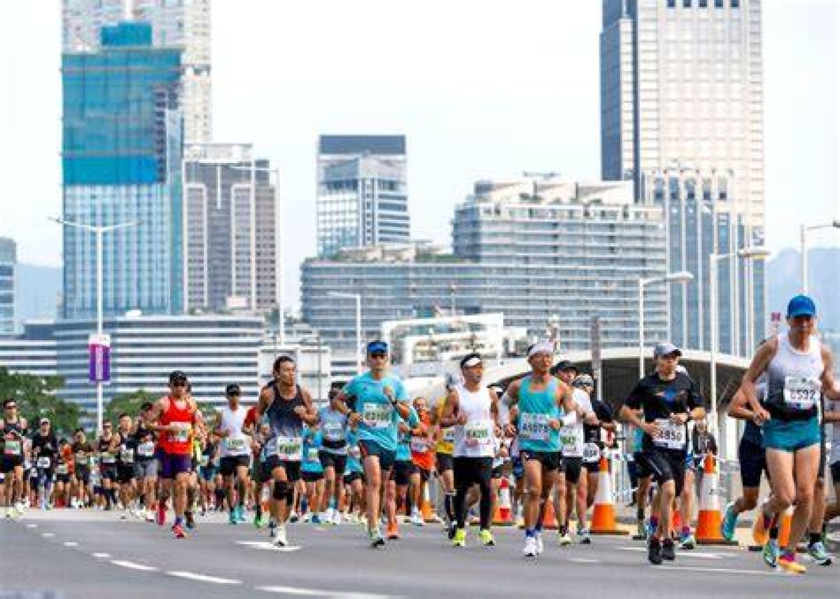 Opinion | How to Run in Hong Kong’s Hot Summers – Ice, Topless Running and More Ice