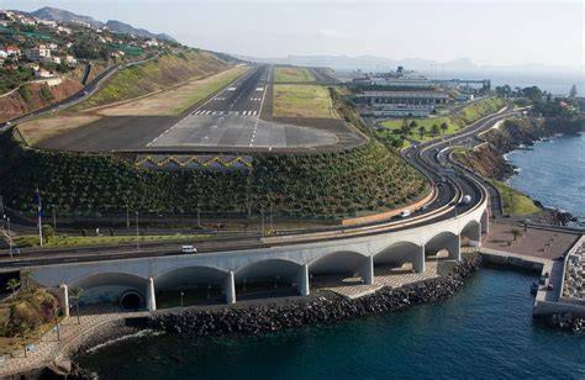 Opinion | Why Madeira’s Cristiano Ronaldo Airport in Portugal Is Called the Kai Tak of Europe