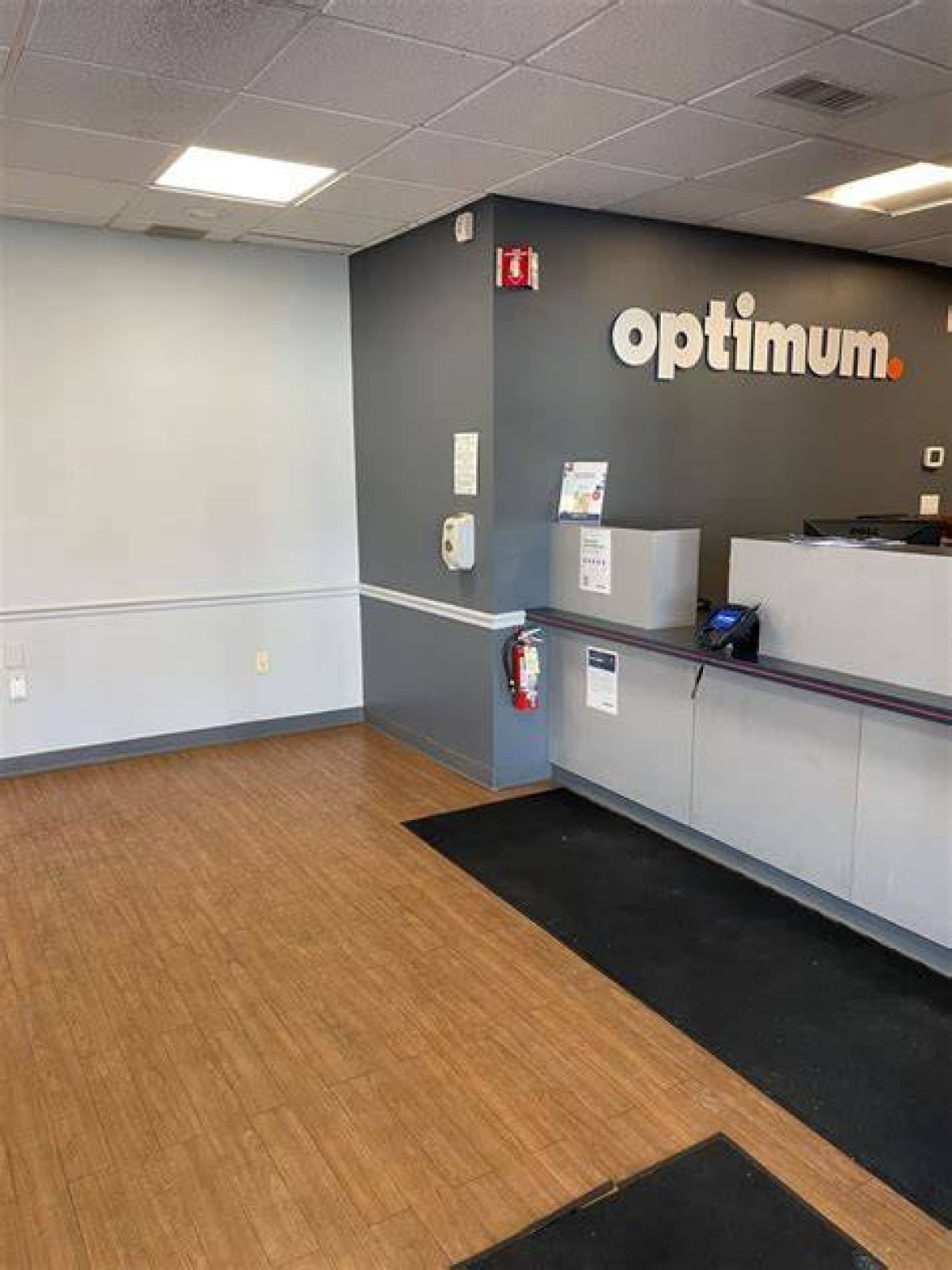 Optimum's Litchfield, Ct Store | Mobile Phones & Home Internet