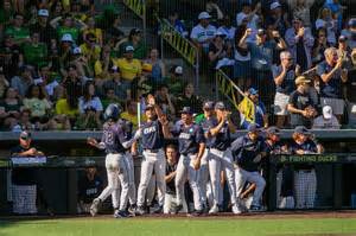 Oral Roberts' Dream Season Ends at Men's College World Series but Will Long Be Remembered — College Baseball, Mlb Draft, Prospects