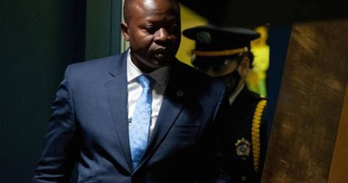 Ousted Coup Leader Leaves Burkina Faso for Togo