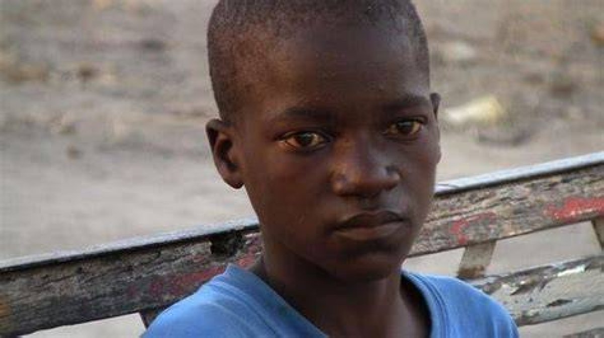 Pbs Newshour | in Zimbabwe, Aids Orphan Samuel Gono Is One in a Million | Season 2012
