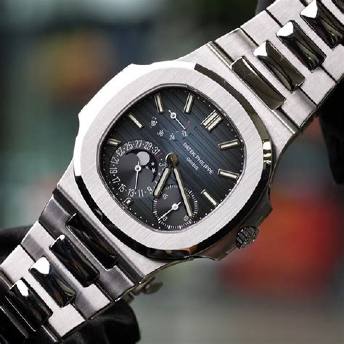 Prices for Rolex and Patek Philippe Watches Fall, Cartier Shines: Why Richemont’s Brand Outperforms as Higher-End Timepieces Like Audemars Piguet Are Losing Value on the Secondary Market