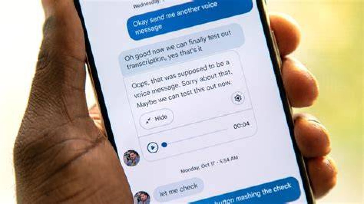 Random Messages: a Creative Way to Connect and Engage