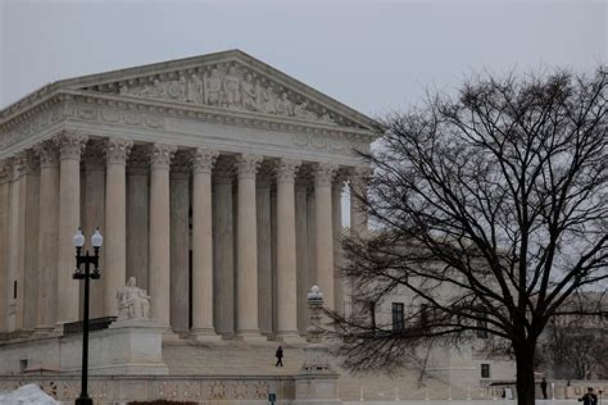 Read the Supreme Court’s Full Opinion Overturning Roe V. Wade