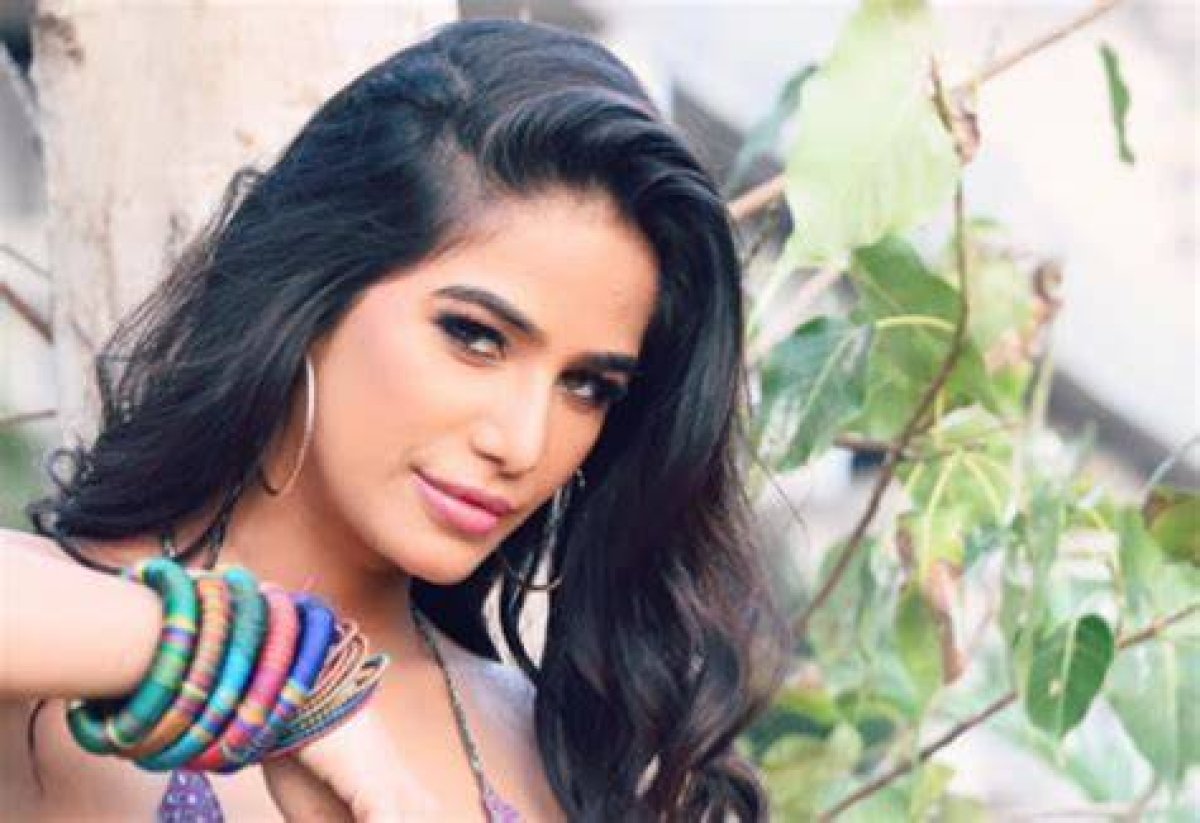 Remembering Poonam Pandey: 5 Videos of Her That Prove She Was All About Self Love