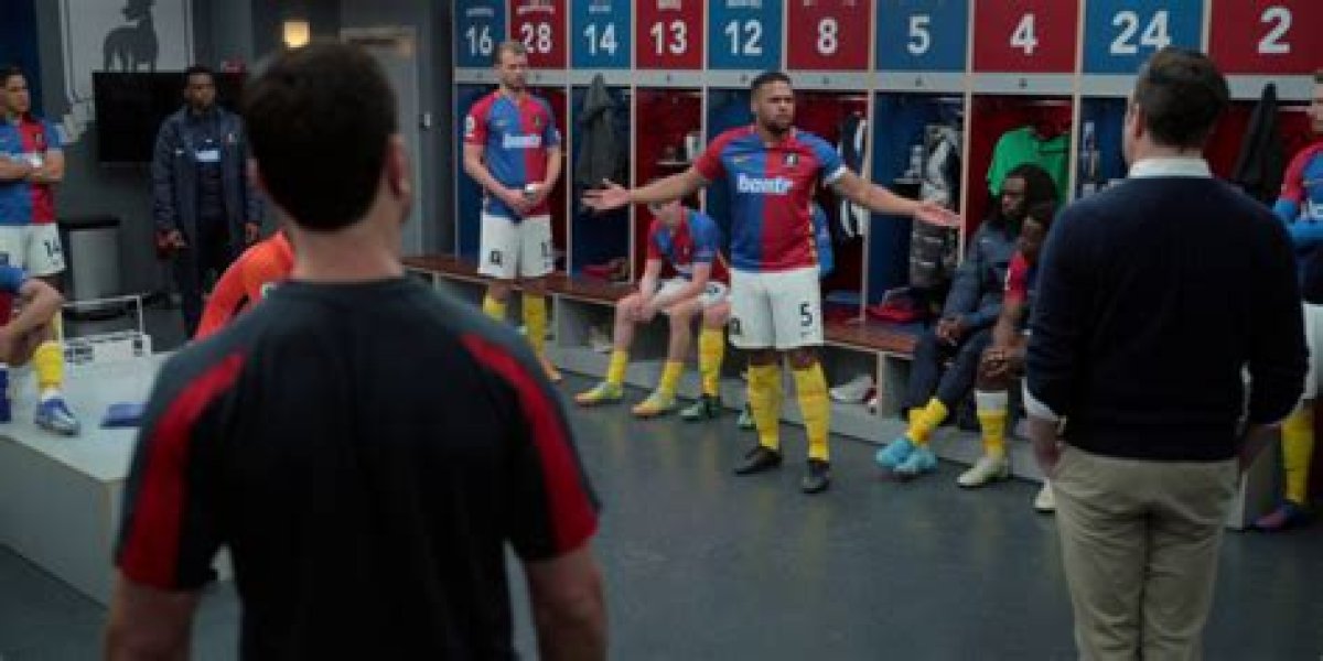 Review: Ted Lasso, "La Locker Room Aux Folles"