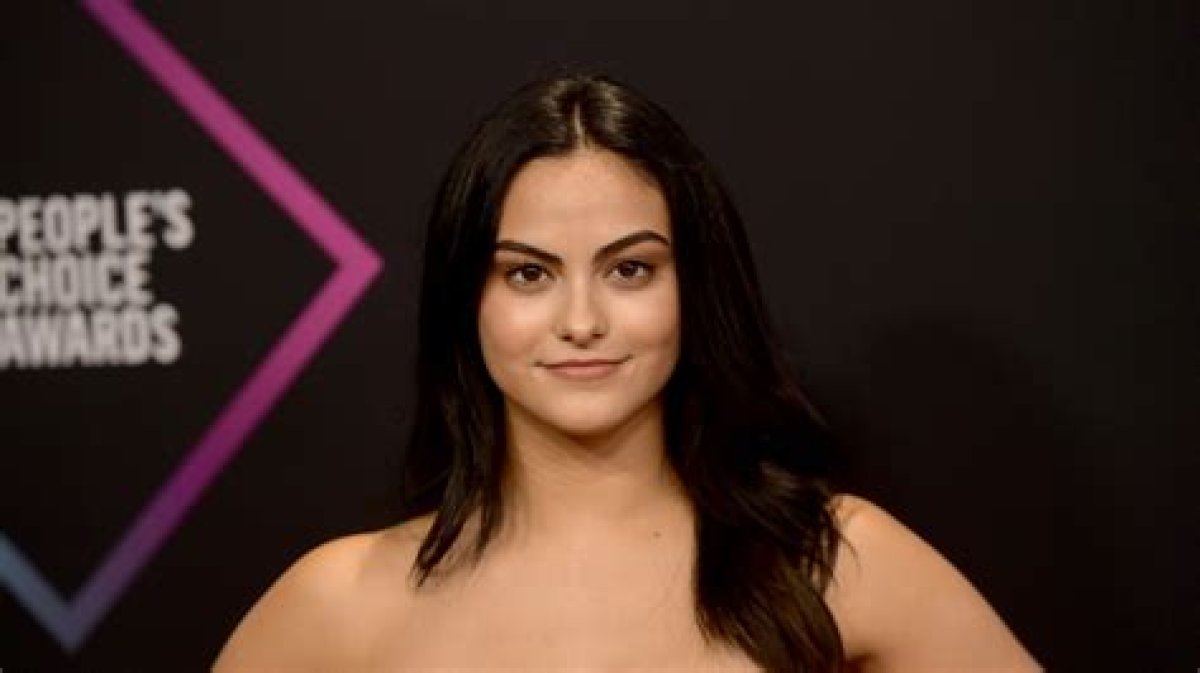 Riverdale' Actress, Camila Mendes' Dating Her New Boyfriend, Grayson Vaughan Since 2020