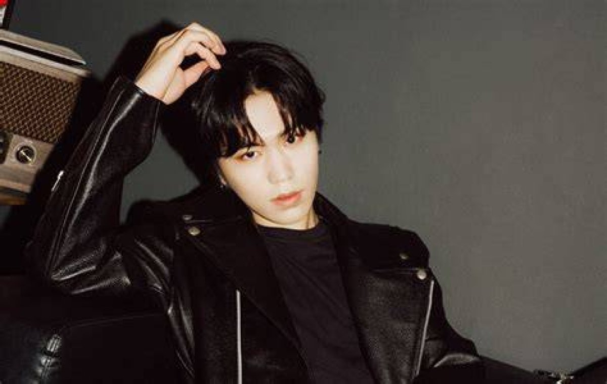 Rocky Leaves Astro and Fantagio as Fans Speculate If Band Will Disband