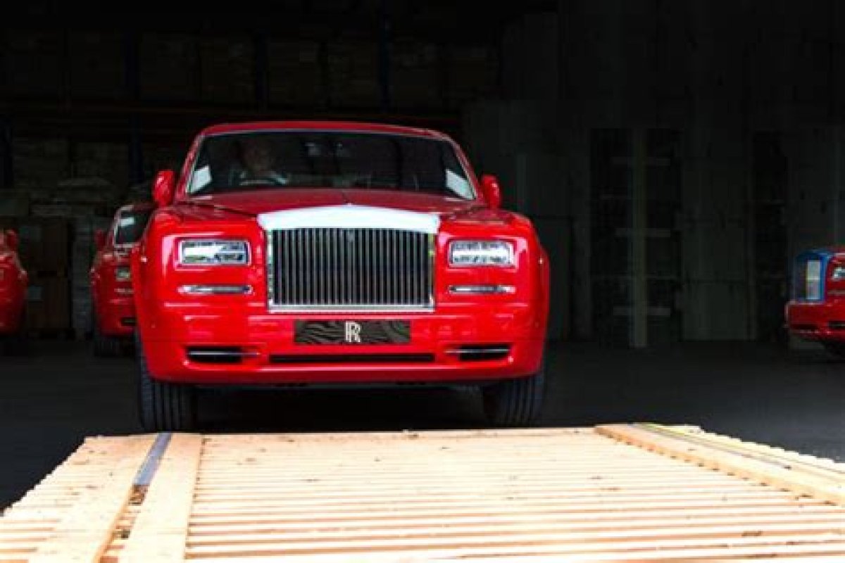 Rolls-Royce Deliver 30 Phantoms to Ultra-Luxury the 13 Hotel in Macau