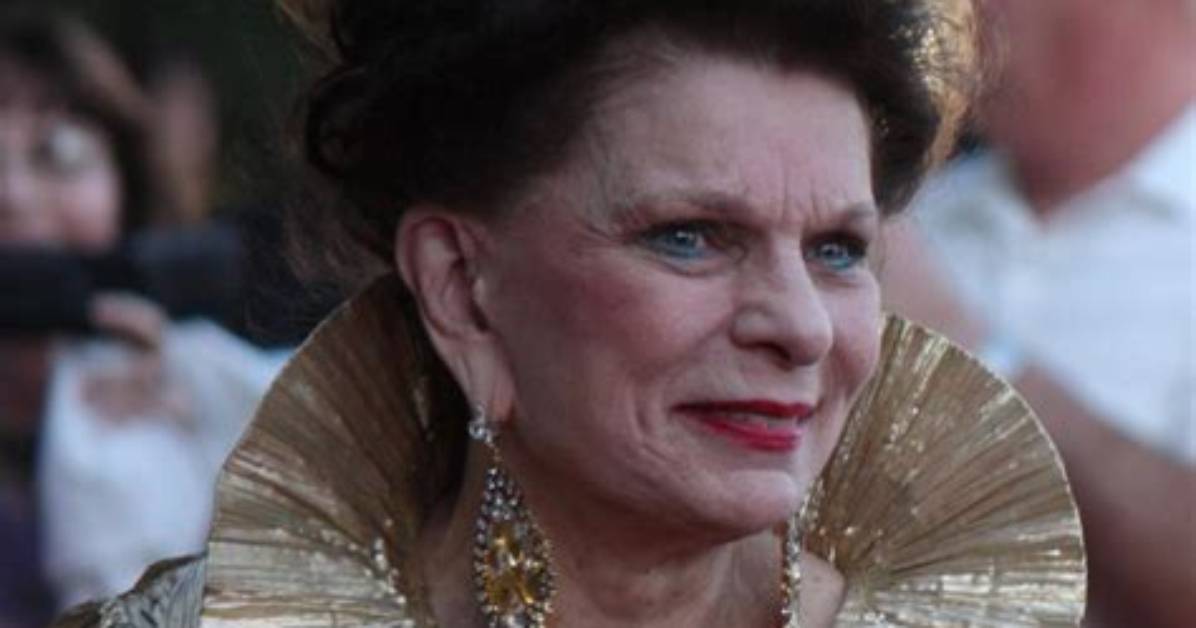 Ronnie Claire Edwards - Bio, Net Worth, Height