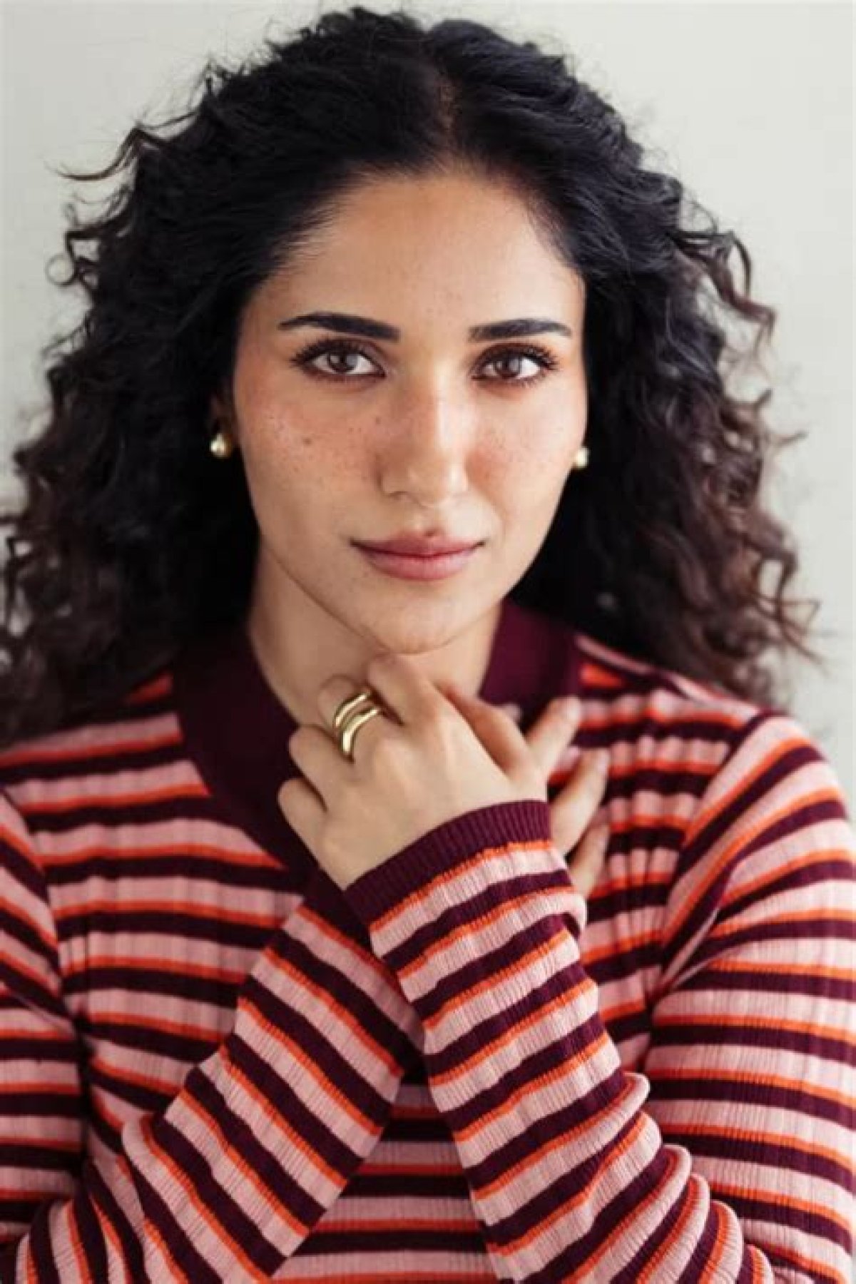 Ruhani Sharma [Actress] Biography, Net Worth, Boyfriend & More