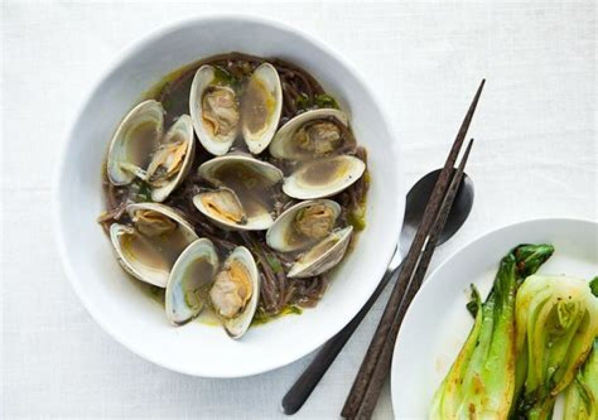 Sake-Steamed Clams with Noodles - Recipe