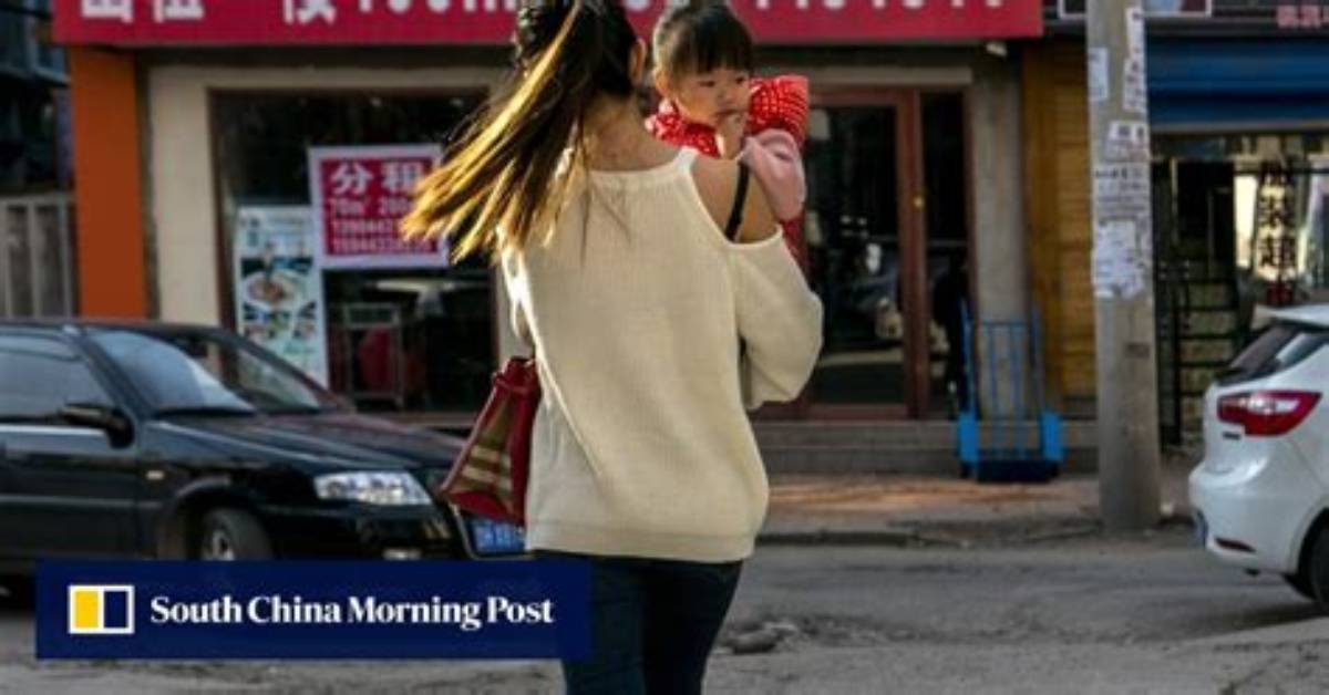 Single Mothers in China Face Catch-22 When They Apply for Maternity Benefits, but This Woman Is Unbowed